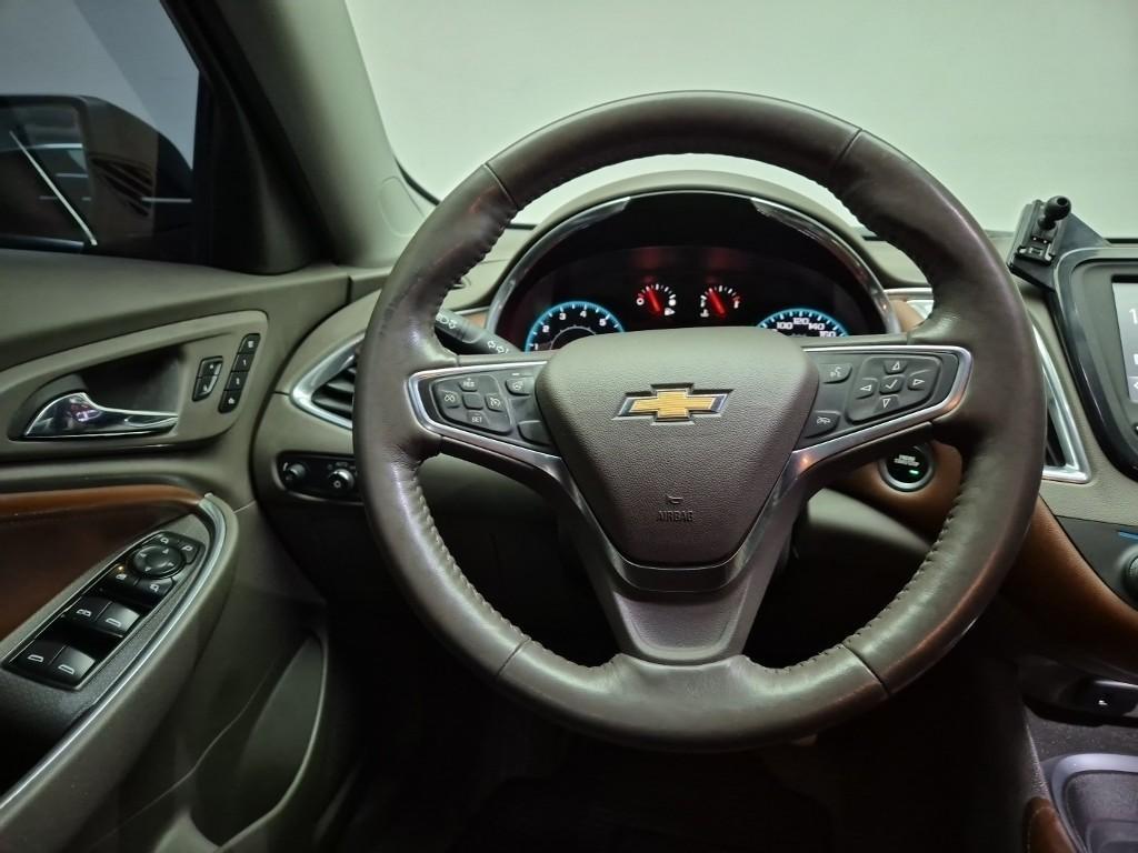 Chevrolet Malibu - Vista 8