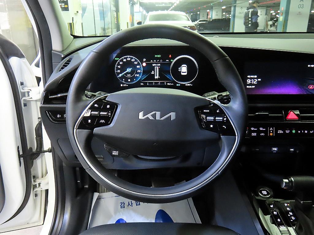 KIA Niro - Vista 8