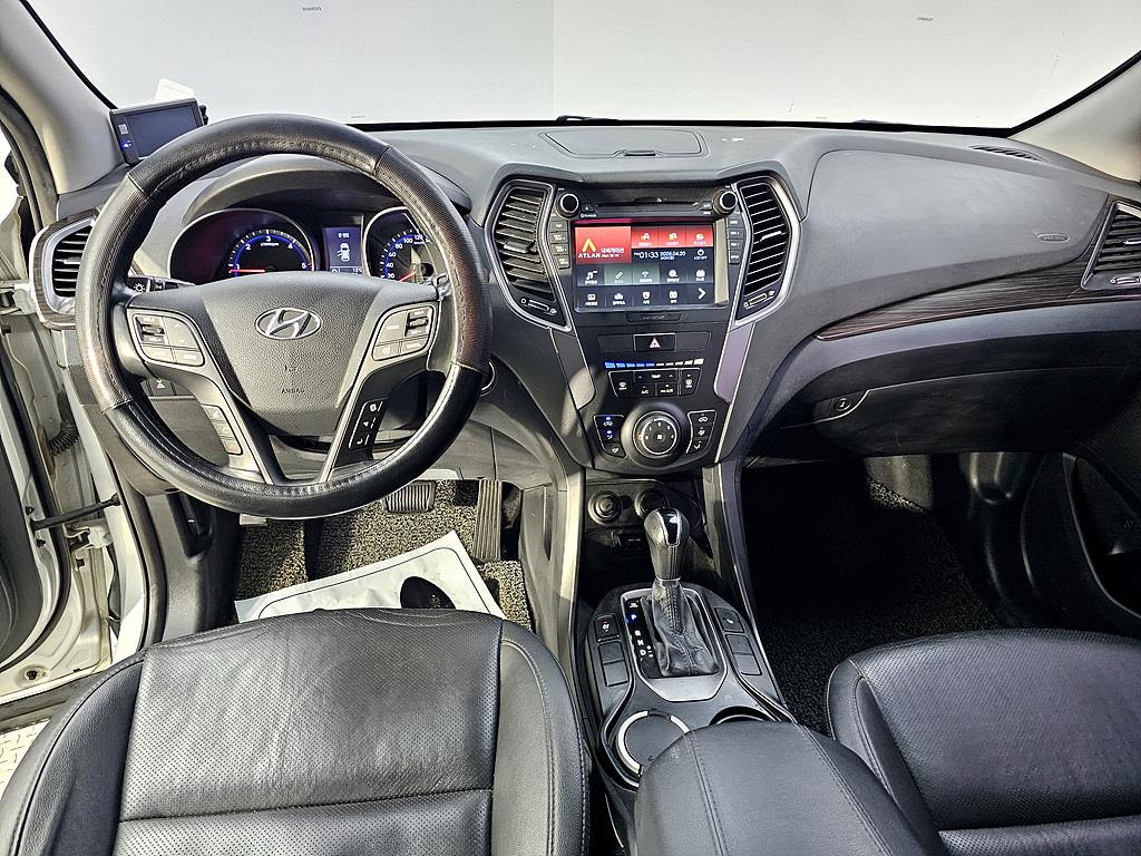 HYUNDAI Santa Fe - Vista 5