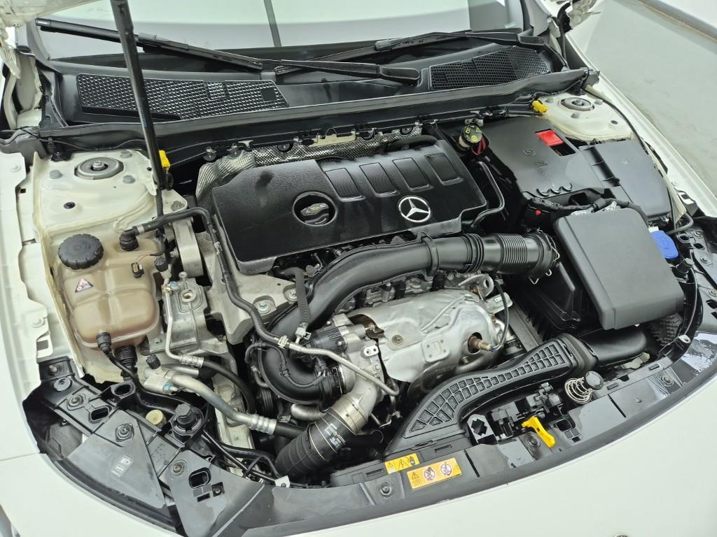 Mercedes Benz CLA Class - Vista 6