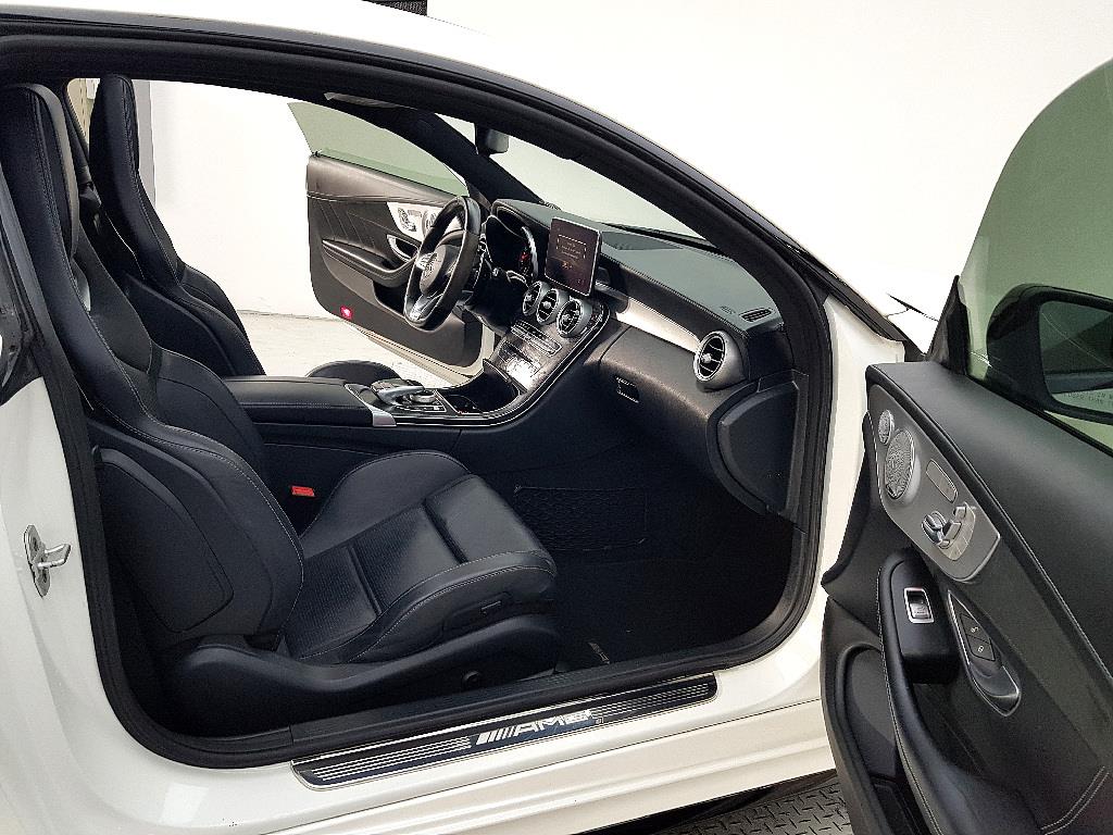 Mercedes Benz C Class - Vista 5