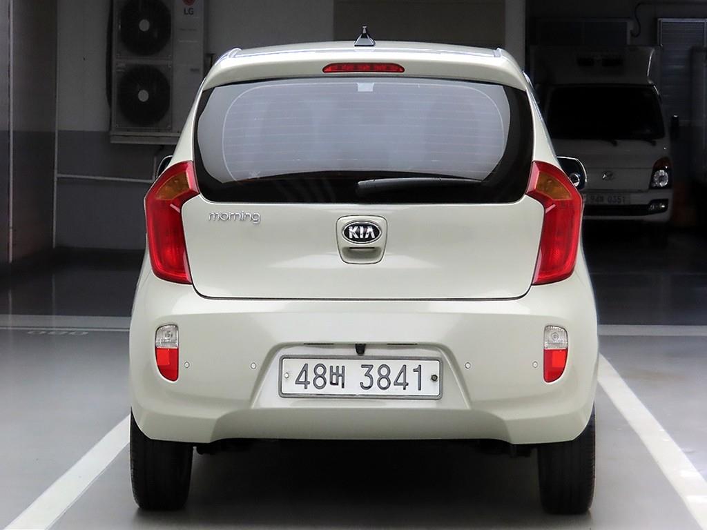 KIA Morning - Vista 3