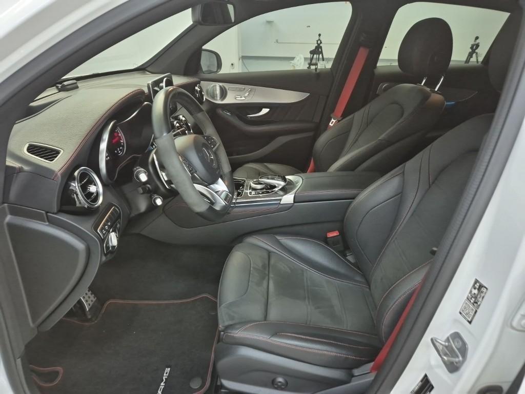 Mercedes Benz GLC Class - Vista 11