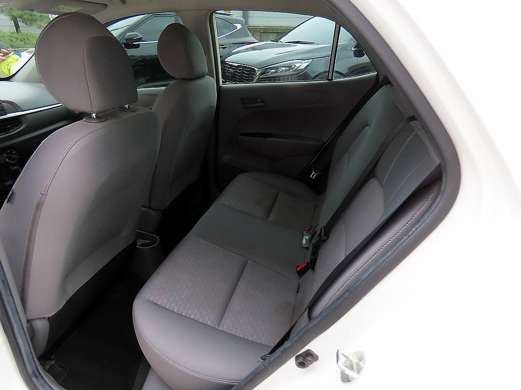 KIA Morning - Vista 6
