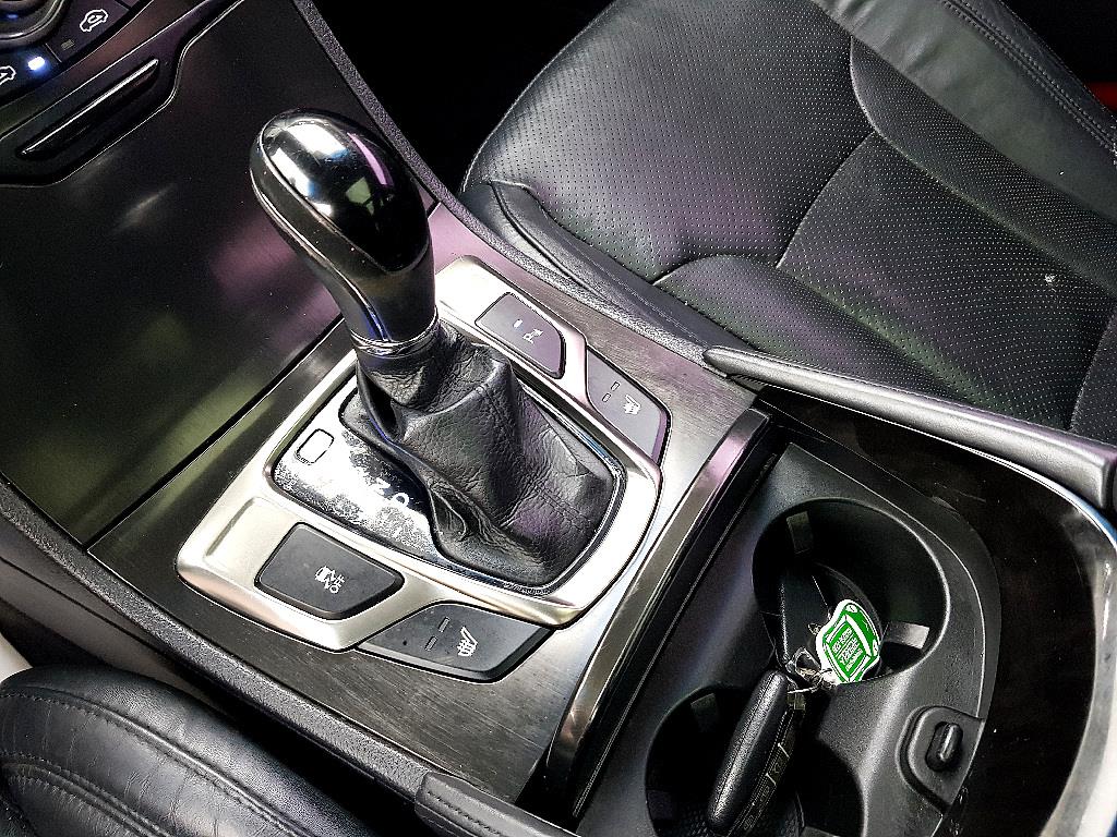 HYUNDAI Grandeur - Vista 12