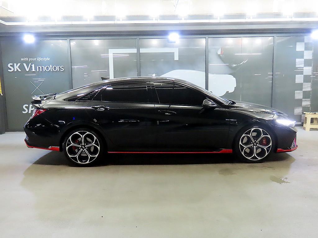 HYUNDAI Avante - Vista 3