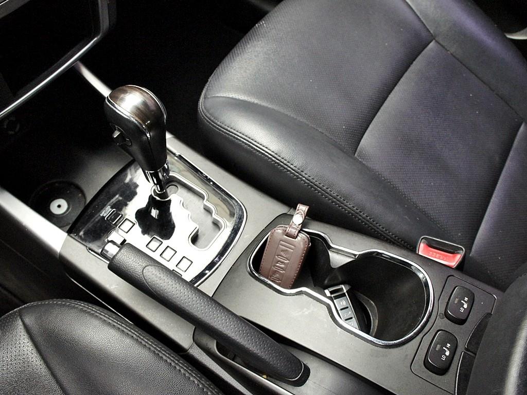 Ssangyong Korando 2015 Blanco - Importación desde Corea - HF Imports Iquique - Foto 11