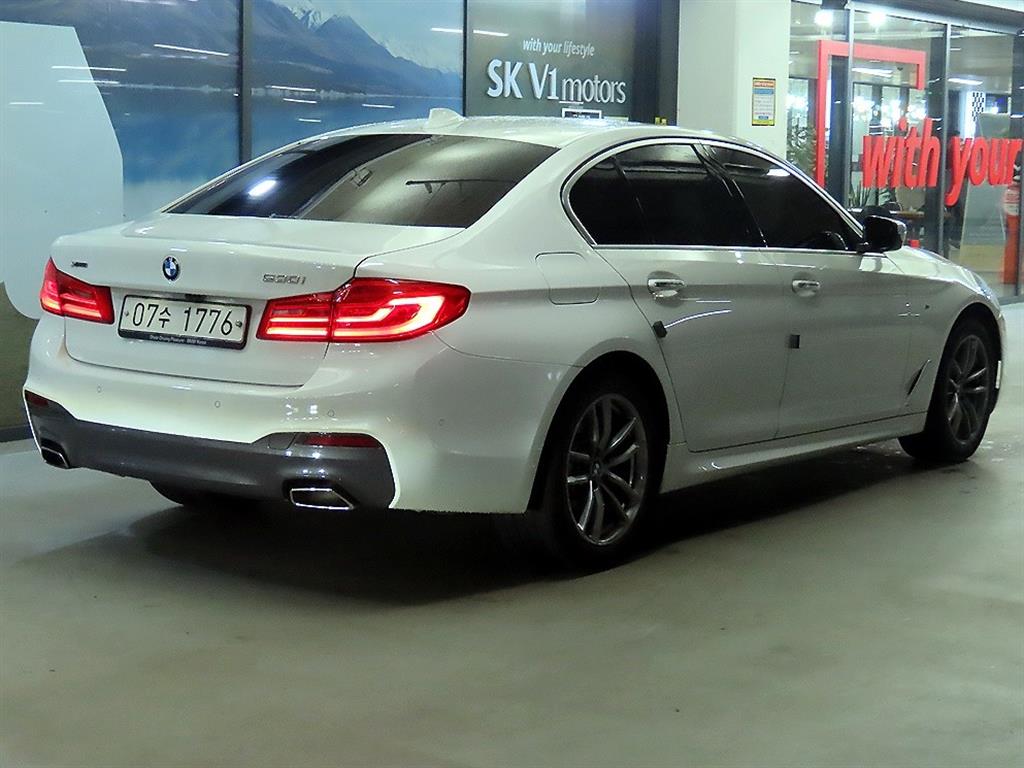 BMW 5 Series - Vista 4