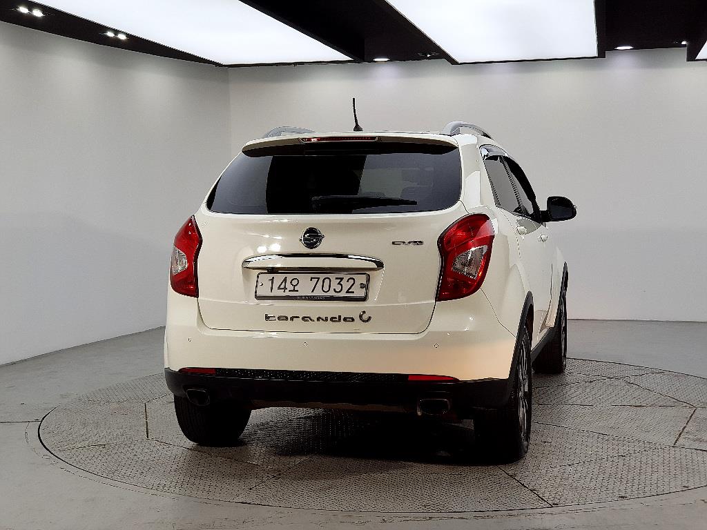 Ssangyong Korando - Vista 3