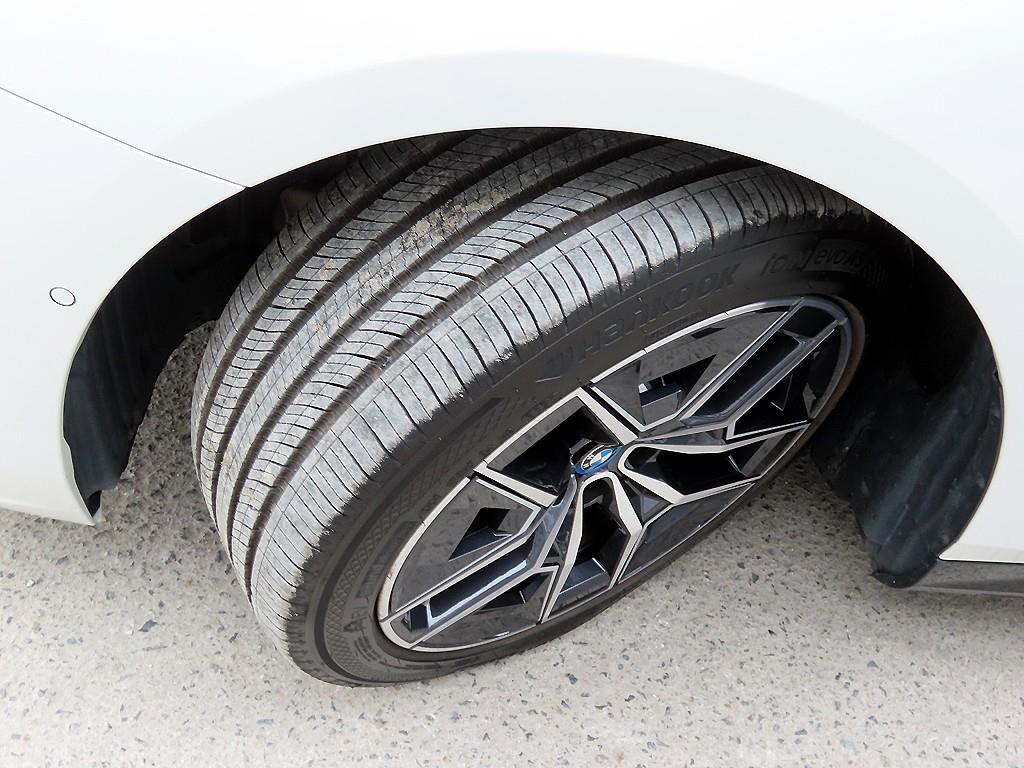 BMW i5 2024 Blanco - Importación desde Corea - HF Imports Iquique - Foto 20