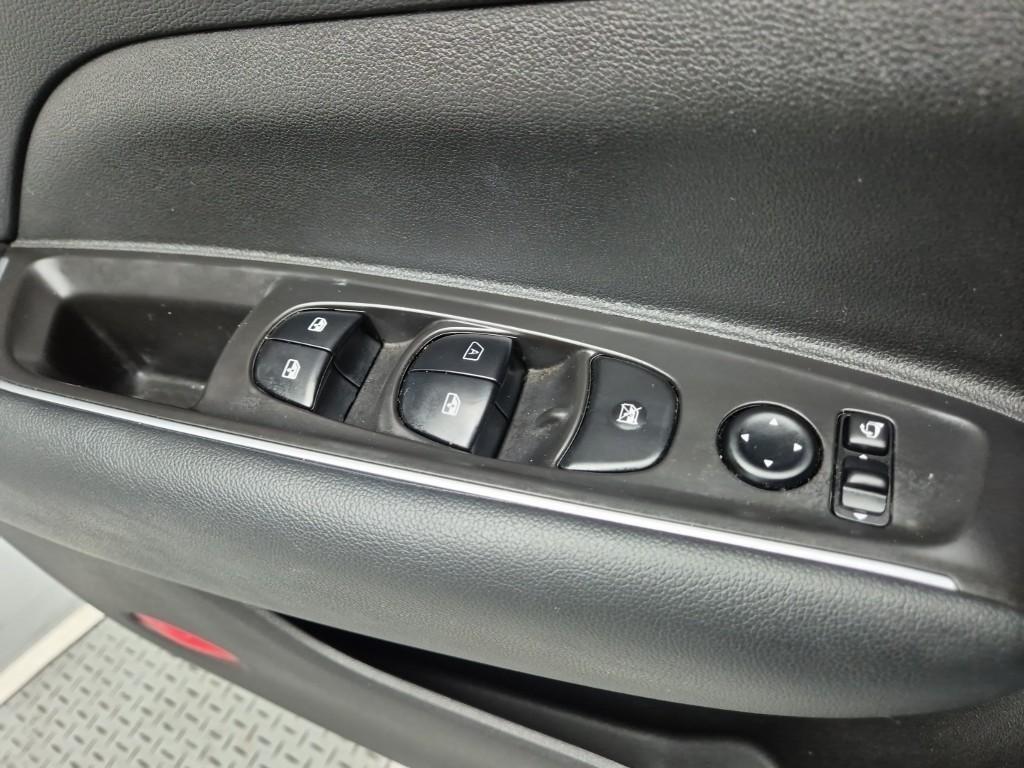 SAMSUNG QM6 2020 Blanco - Importación desde Corea - HF Imports Iquique - Foto 17