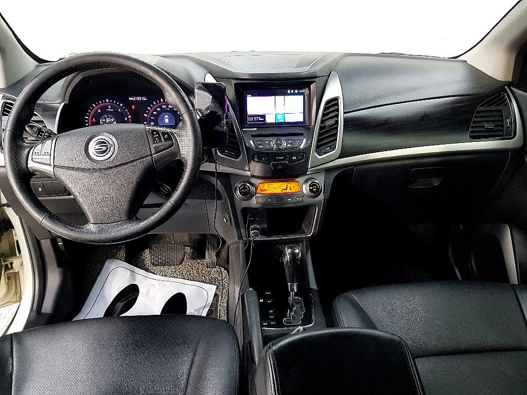 Ssangyong Korando - Vista 5