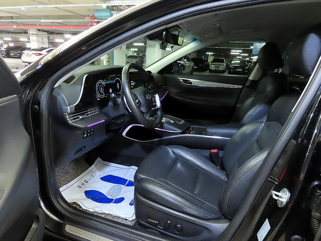 HYUNDAI Grandeur - Vista 6