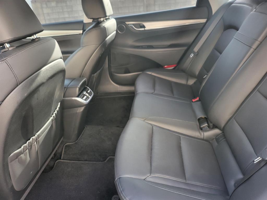 HYUNDAI Grandeur - Vista 6