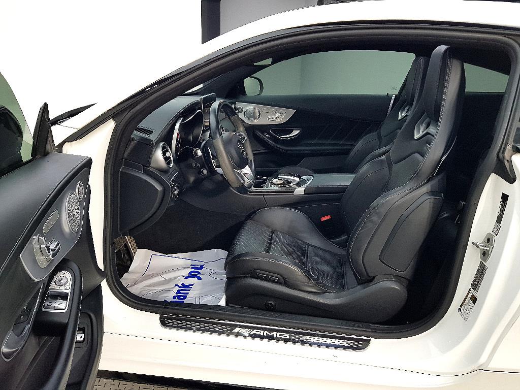 Mercedes Benz C Class - Vista 8