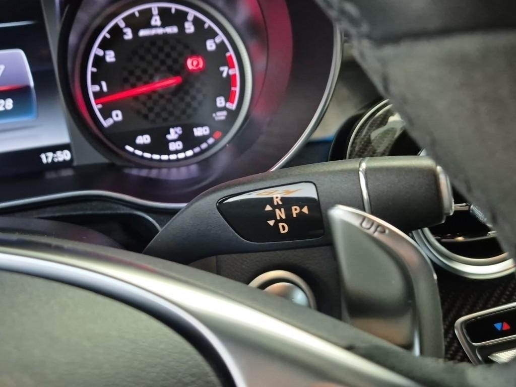 Mercedes Benz GLC Class - Vista 8