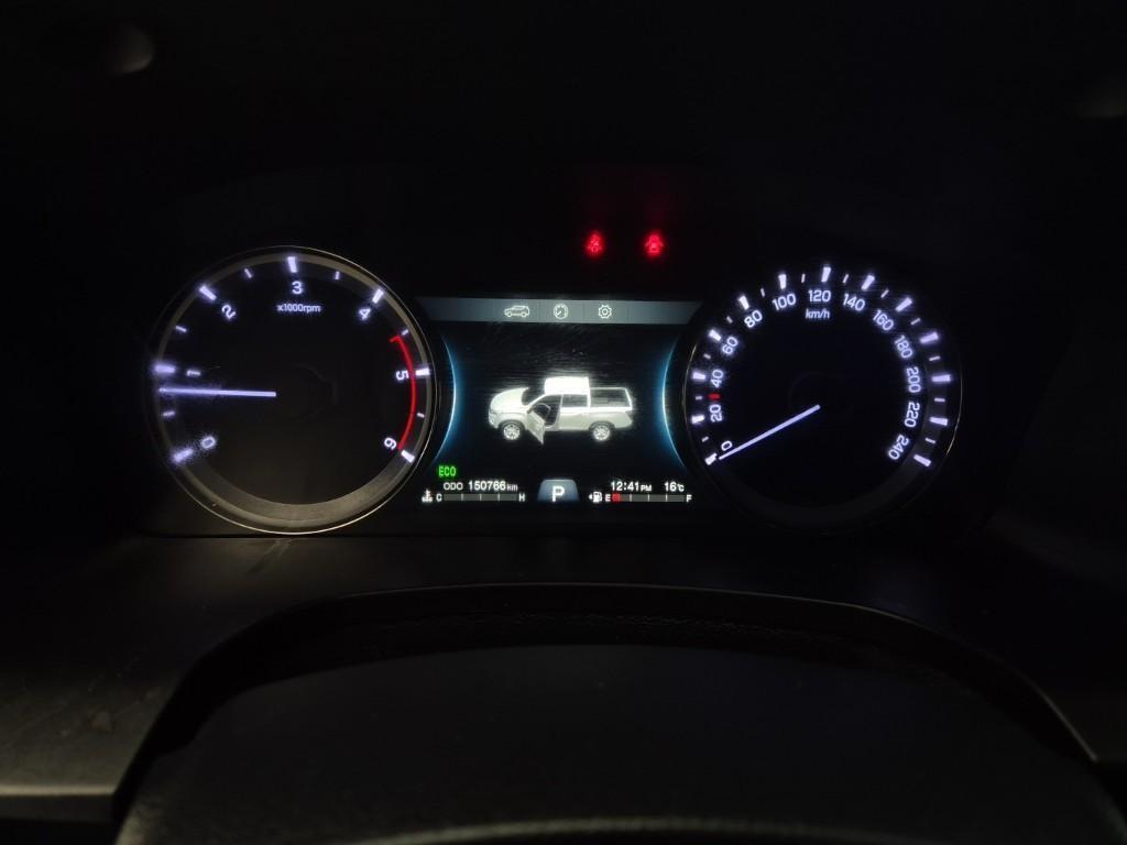 Ssangyong Rexton - Vista 6