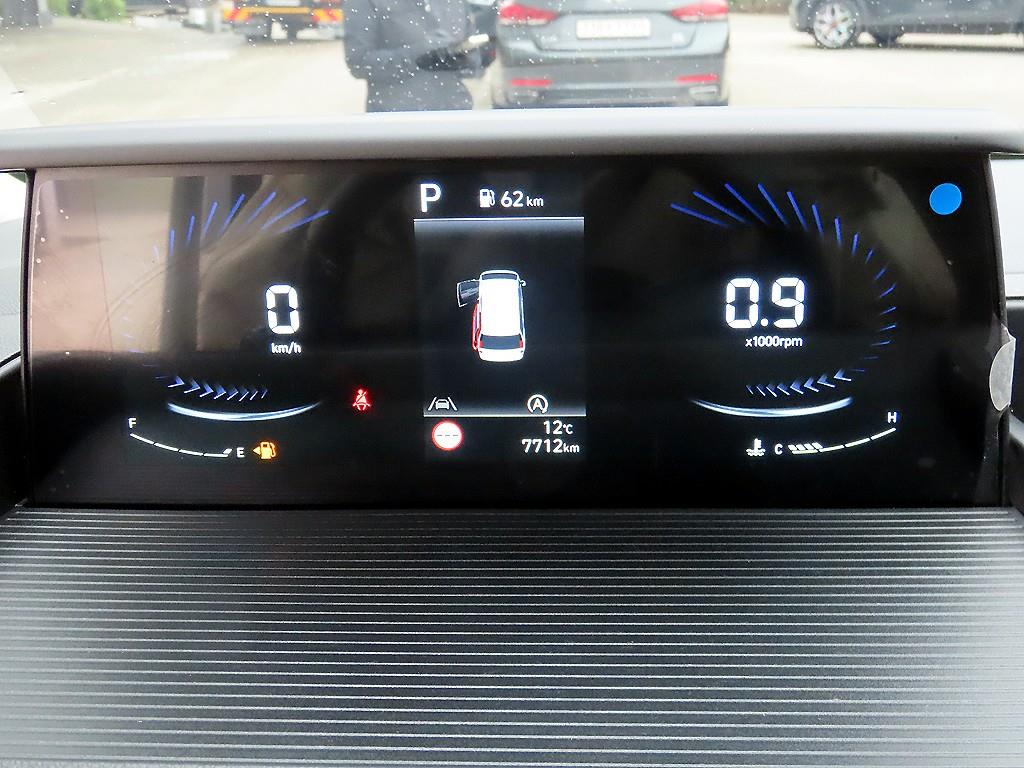 HYUNDAI Staria - Vista 10