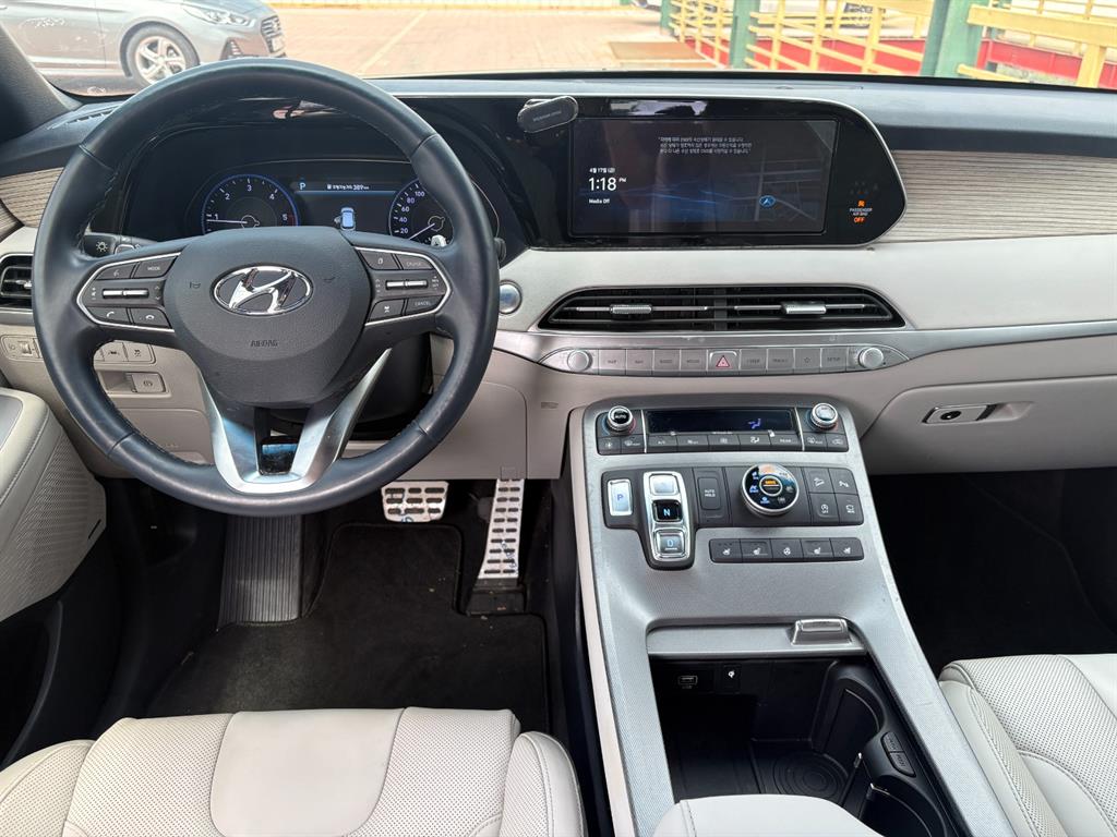 HYUNDAI Palisade - Vista 5