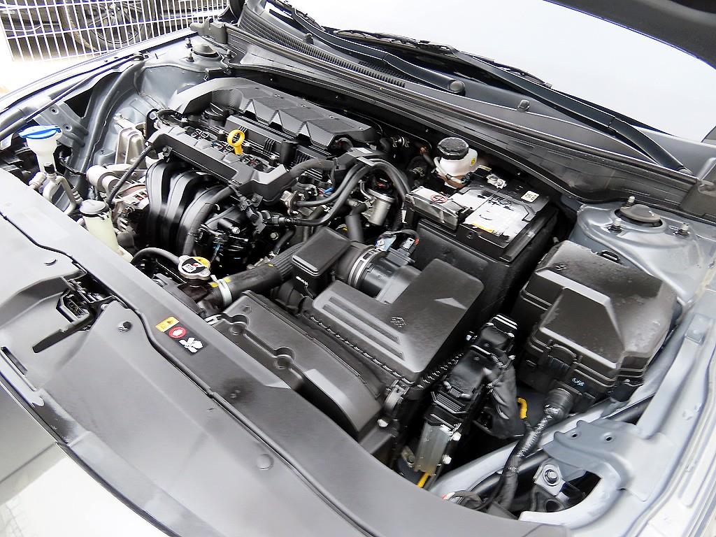 HYUNDAI Avante 2024 Gris - Importación desde Corea - HF Imports Iquique - Foto 17