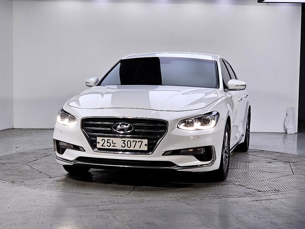 HYUNDAI Grandeur - Vista 2