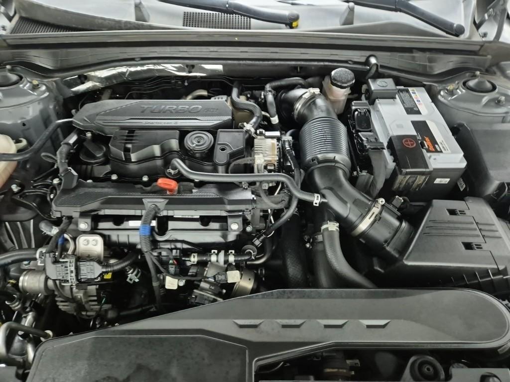 KIA K5 - Vista 5