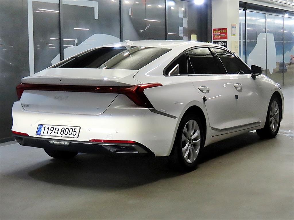 KIA K8 - Vista 4