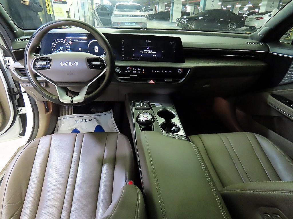 KIA K8 - Vista 10
