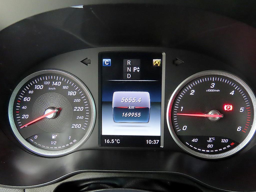 Mercedes Benz GLC Class - Vista 9