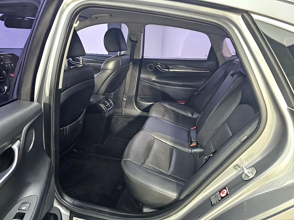 HYUNDAI Grandeur - Vista 9
