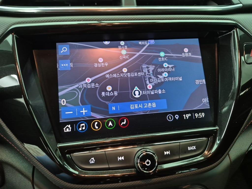 Chevrolet Trail Blazer 2022 Plateado - Importación desde Corea - HF Imports Iquique - Foto 13