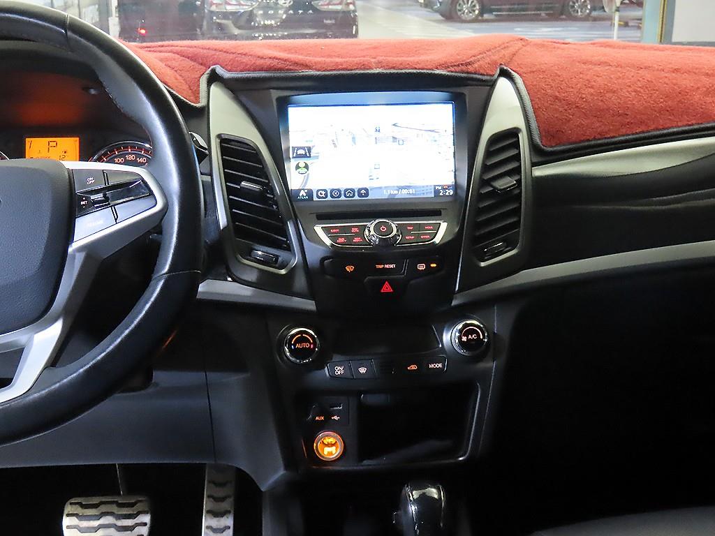 Ssangyong Korando - Vista 11