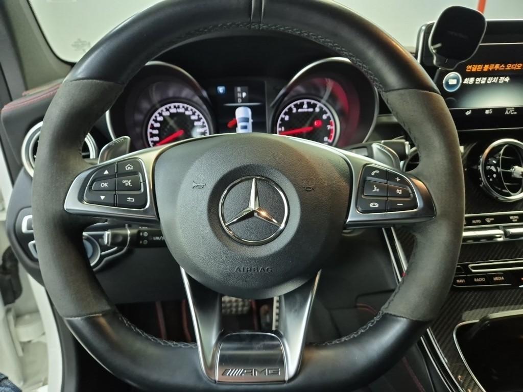 Mercedes Benz GLC Class - Vista 9