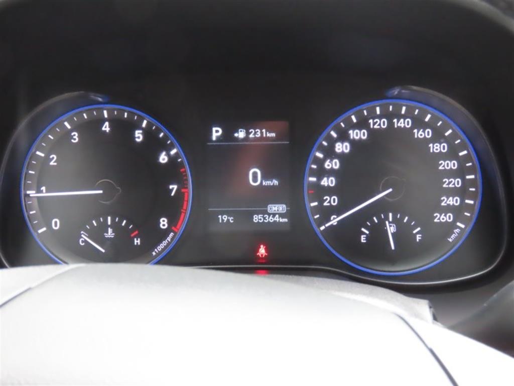HYUNDAI Kona - Vista 9