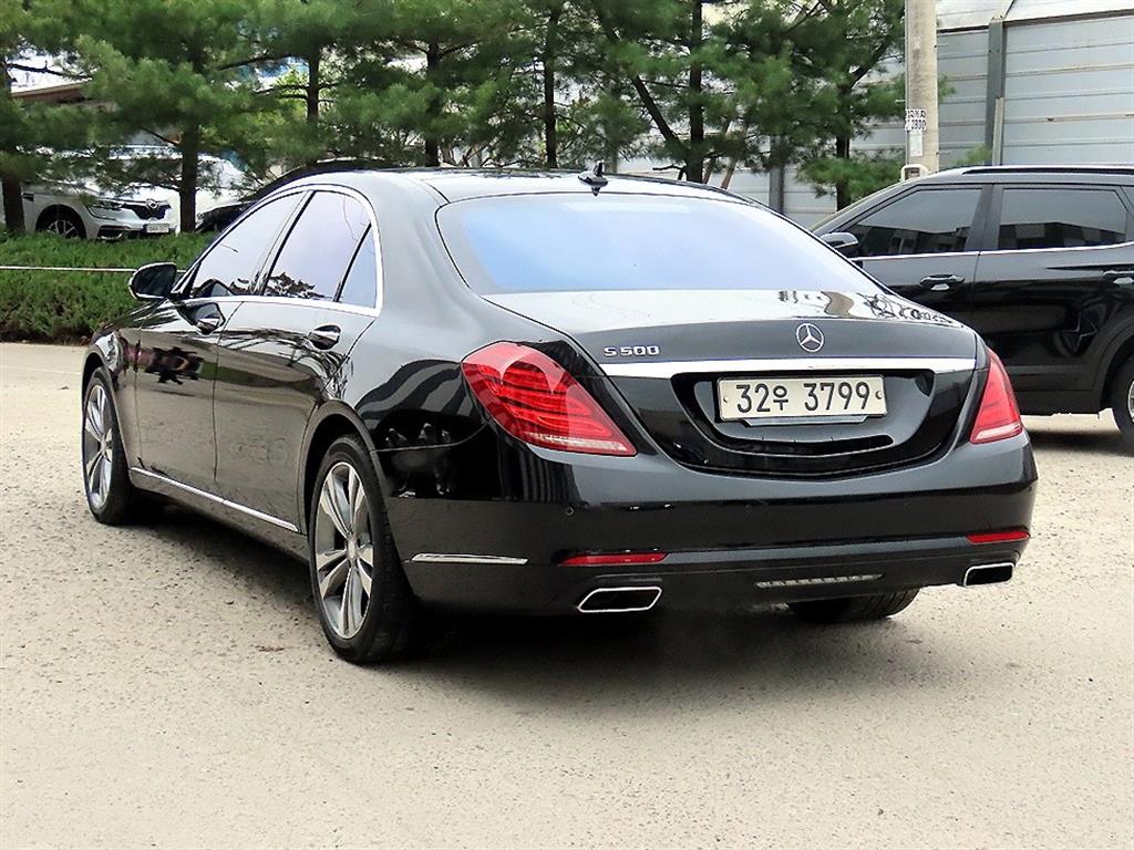 Mercedes Benz S Class - Vista 3