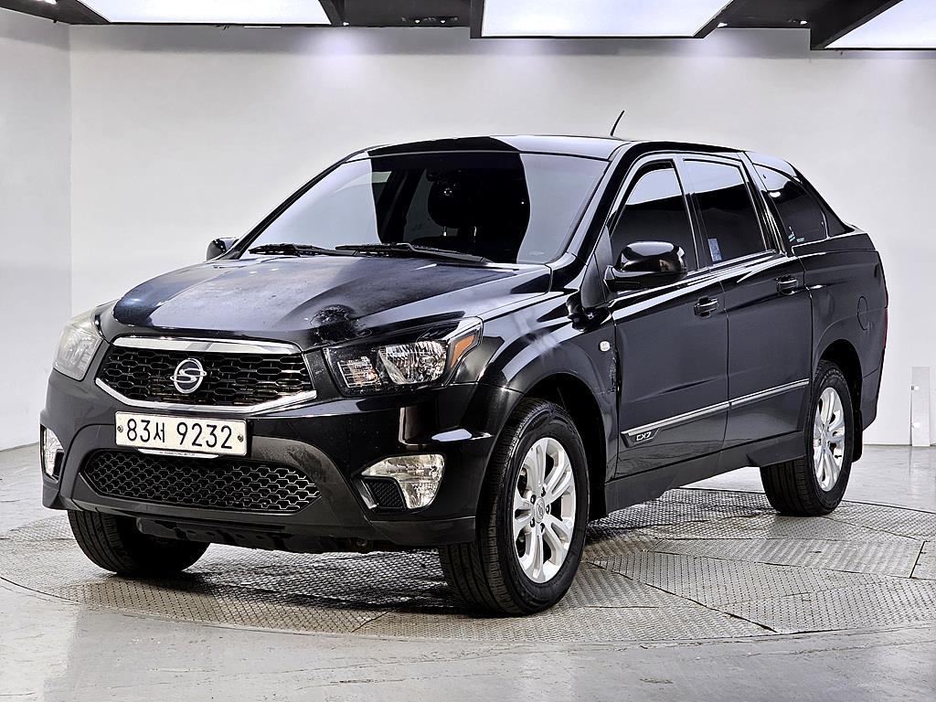 Ssangyong Korando 2016 Negro - Importación desde Corea - HF Imports Iquique - Foto 1