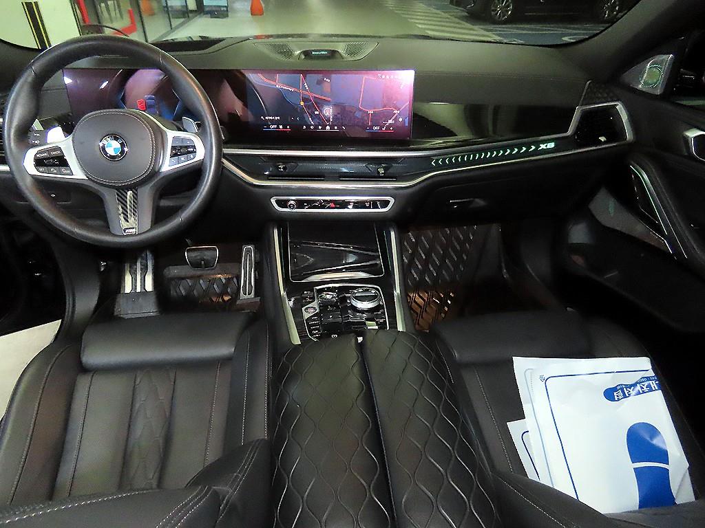 BMW X6 - Vista 10