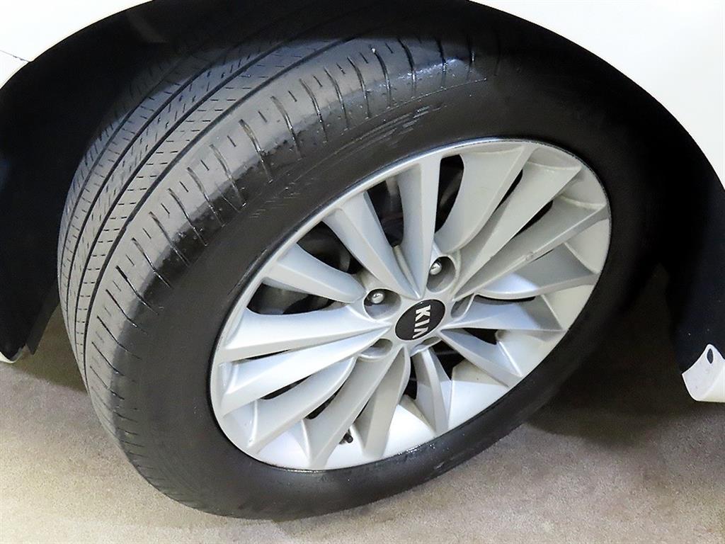 KIA K7 2016 Blanco - Importación desde Corea - HF Imports Iquique - Foto 20