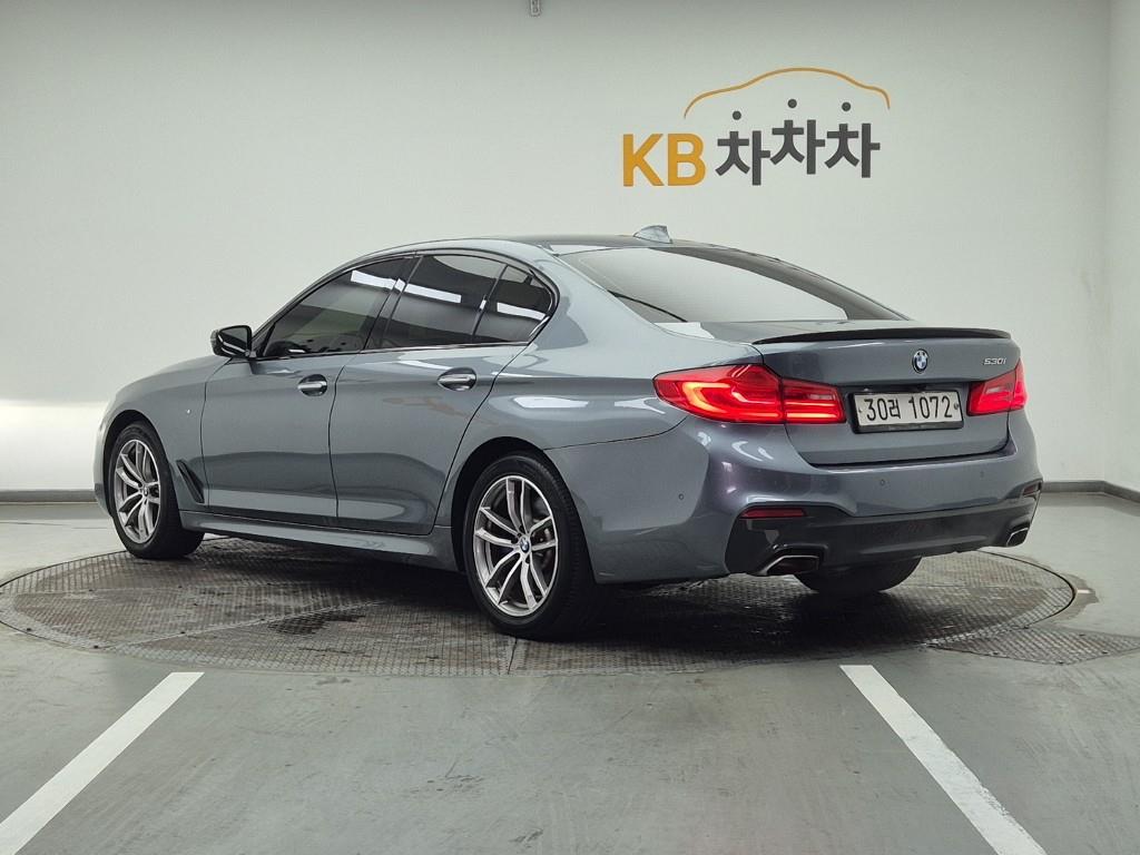 BMW 5 Series - Vista 3