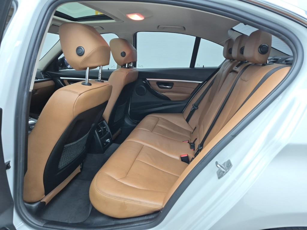 BMW 3 series - Vista 12