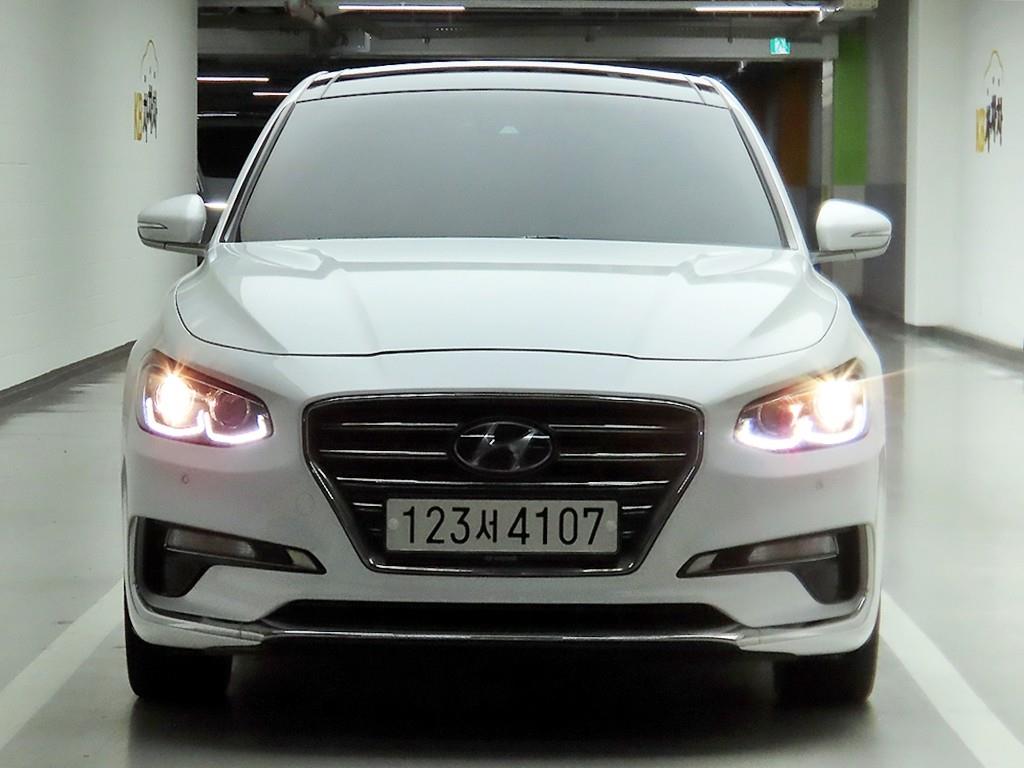 HYUNDAI Grandeur 2019 Blanco - Importación desde Corea - HF Imports Iquique - Foto 1
