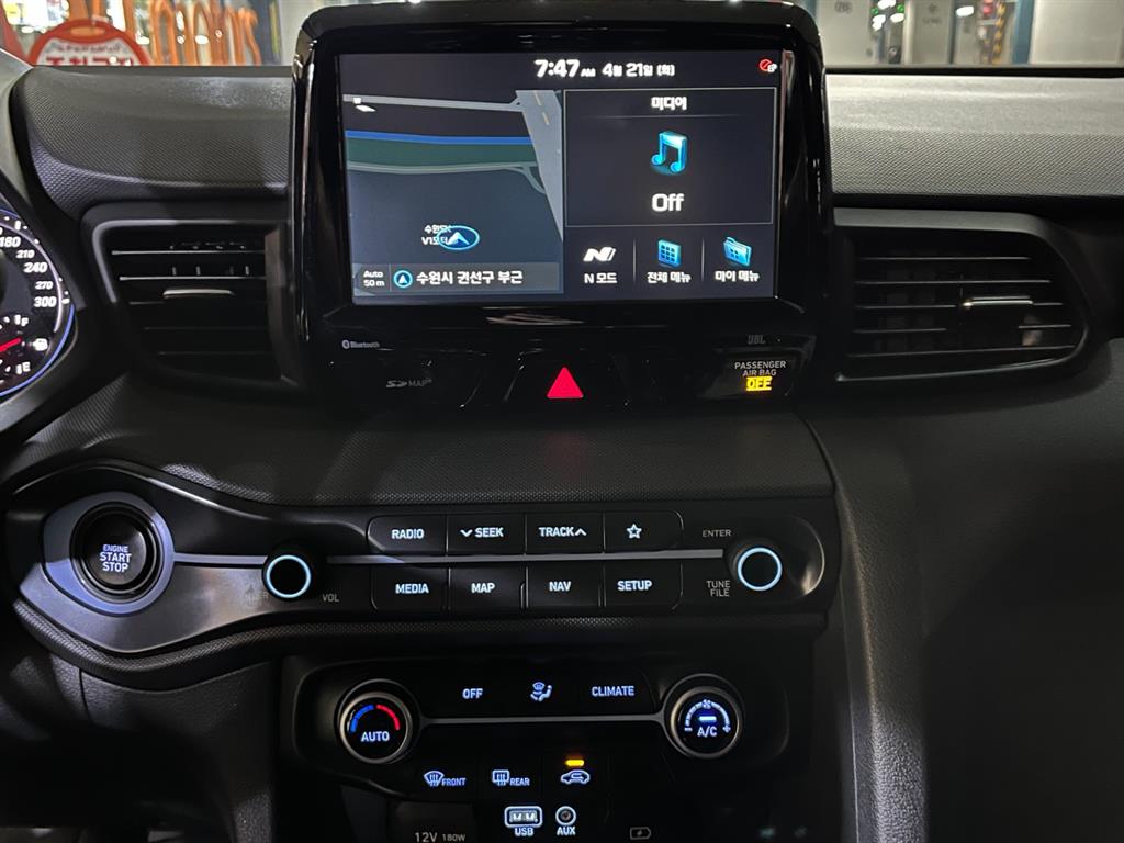 HYUNDAI Veloster - Vista 10