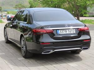 Mercedes Benz E class - Vista 8