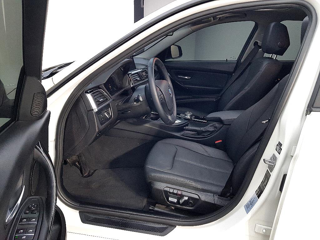 BMW 3 series - Vista 8