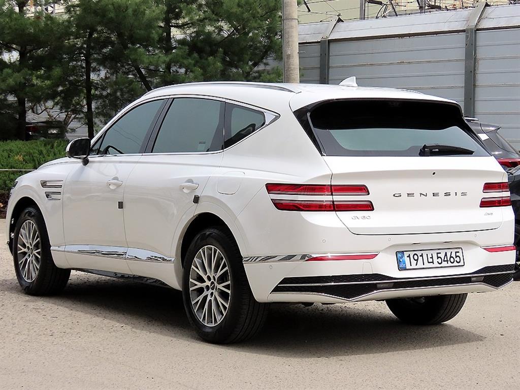 Genesis GV80 - Vista 3