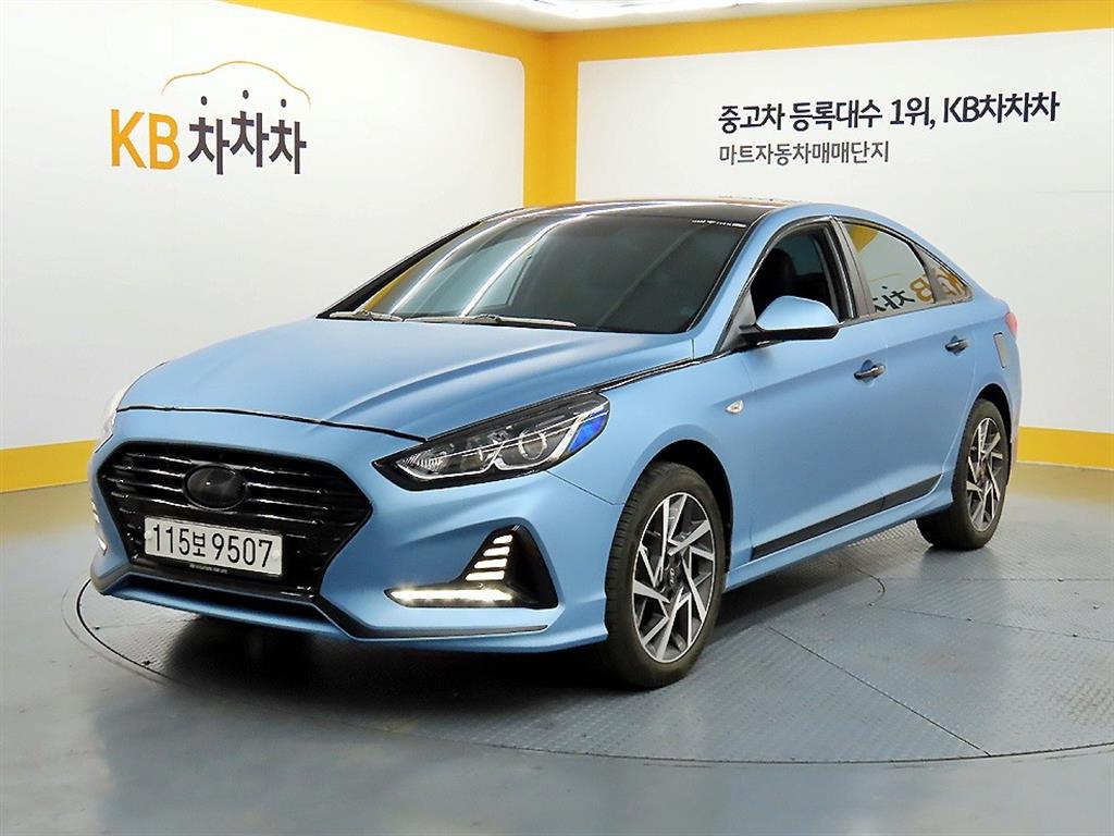 HYUNDAI Sonata - Vista 2