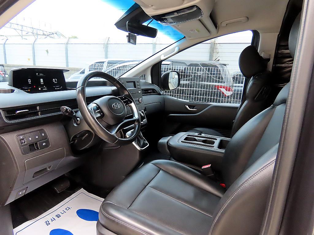 HYUNDAI Staria - Vista 7