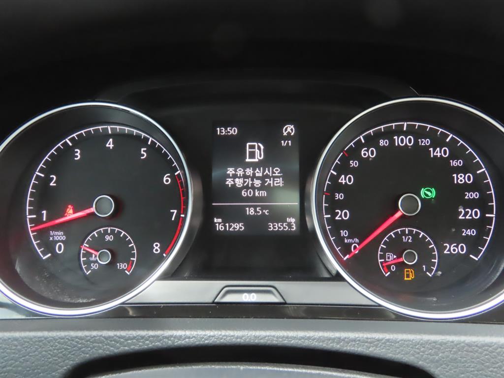 Volkswagen Golf 2016 Blanco - Importación desde Corea - HF Imports Iquique - Foto 8