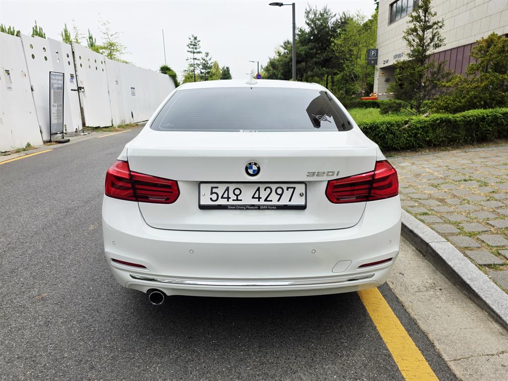BMW 3 series - Vista 2