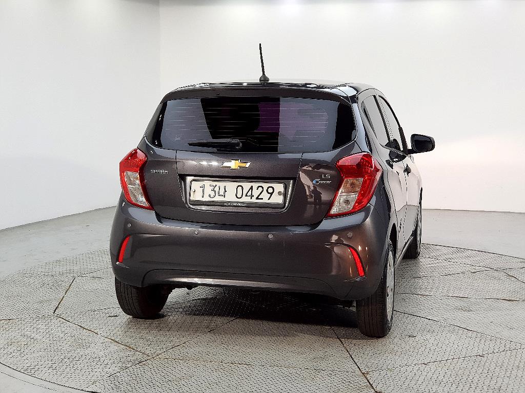 Chevrolet Spark - Vista 3